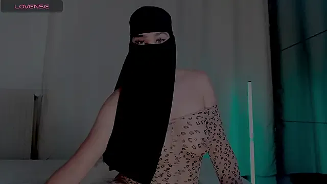 JessieBlonde – webcam model profile photo Image 6