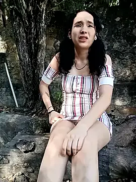 SusyBlair – webcam model profile photo Image 12