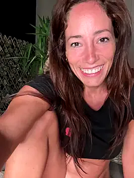 blondeangel_4u2 – webcam model profile photo Image 10