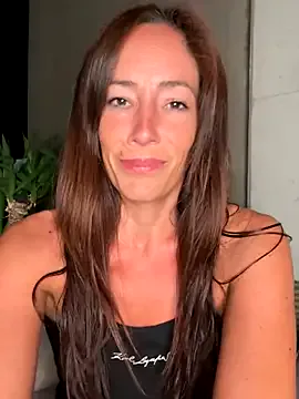 blondeangel_4u2 – webcam model profile photo Image 8