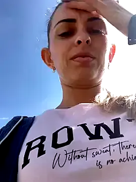 victoriaqueen2 – webcam model profile photo Image 2