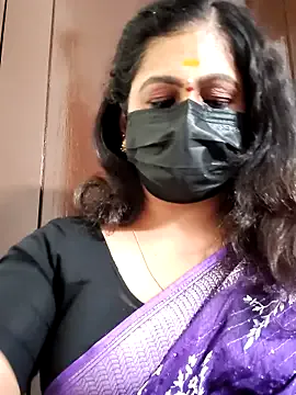 BlondeScarlettx – webcam model profile photo Image 12