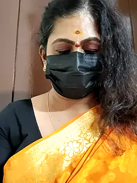 BlondeScarlettx – webcam model profile photo Image 14