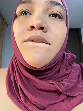 gravebabyxo – webcam model profile photo Image 11