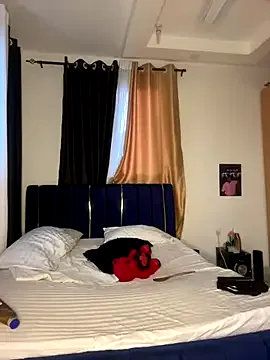 blondeangel_4u2 – webcam model profile photo Image 3