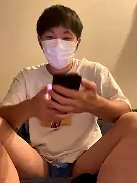 British_EmJess – webcam model profile photo Image 14