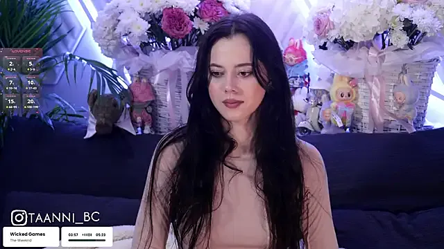 British_EmJess – webcam model profile photo Image 13