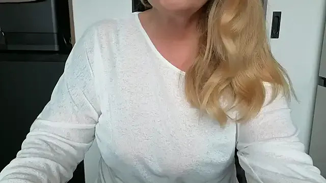 sayaka_xo – webcam model profile photo Image 18