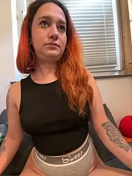 BlondeScarlettx – webcam model profile photo Image 16