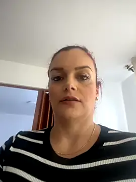 SusyBlair – webcam model profile photo Image 11