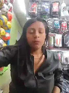 Hanna_Blondee – webcam model profile photo Image 9