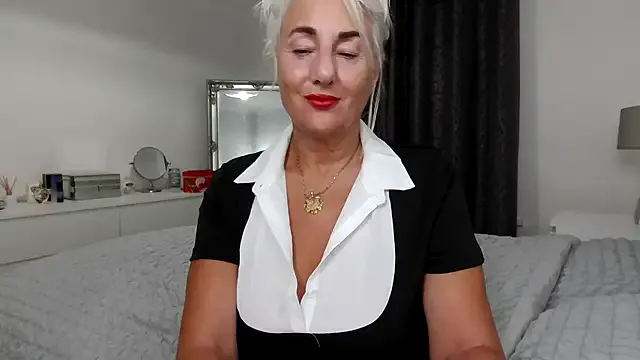 xtamarax – webcam model profile photo Image 3