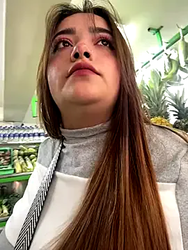 HotFox23 – webcam model profile photo Image 12