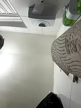 HotFox23 – webcam model profile photo Image 15