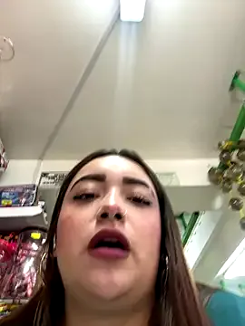 HotFox23 – webcam model profile photo Image 17