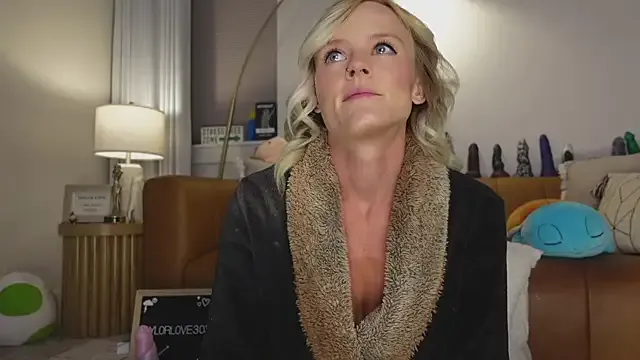 SusyBlair – webcam model profile photo Image 2