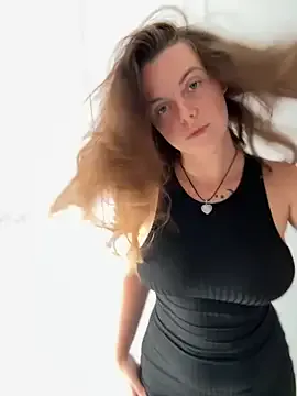 ReginaShine – webcam model profile photo Image 13