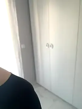 ReginaShine – webcam model profile photo Image 3