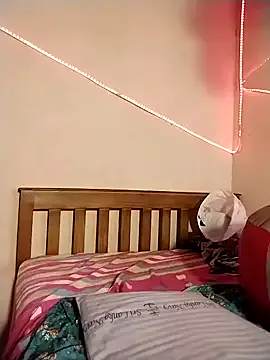 SusyBlair – webcam model profile photo Image 9