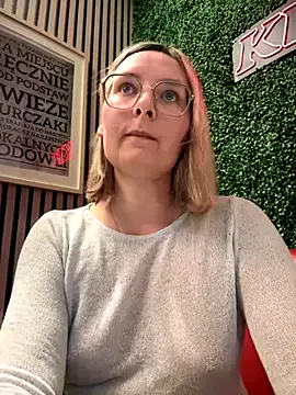 TyleneBuck – webcam model profile photo Image 6