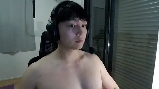 blondeangel_4u2 – webcam model profile photo Image 16