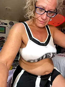 Loli_Belle – webcam model profile photo Image 2