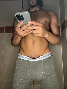 SilviaPastori – webcam model profile photo Image 9