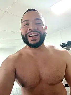 1pushman – webcam model profile photo Image 7