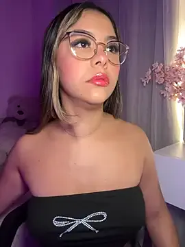 Couple-SQUIRT – webcam model profile photo Image 18