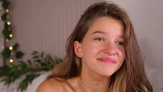 BlondeHott – webcam model profile photo Image 10