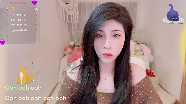 GoldenTeen20 – webcam model profile photo Image 12