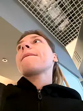 BlondeScarlettx – webcam model profile photo Image 8