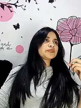 SusyBlair – webcam model profile photo Image 6