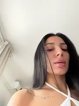 Gold-Couple2 – webcam model profile photo Image 5