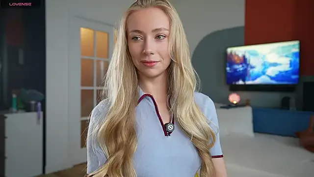 Nataly_Blonde – webcam model profile photo Image 7