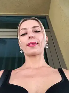 Sonya699 – webcam model profile photo Image 10