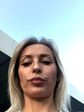 Sonya699 – webcam model profile photo Image 14