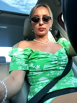 Sonya699 – webcam model profile photo Image 8