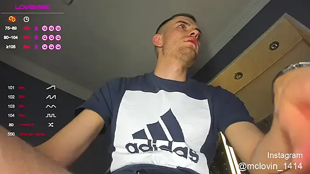 KateDivineUK – webcam model profile photo Image 5