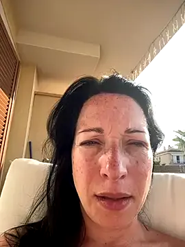 BabeBeth40 – webcam model profile photo Image 8