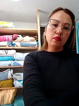 achilessynpilea – webcam model profile photo Image 16