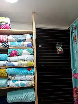 achilessynpilea – webcam model profile photo Image 4