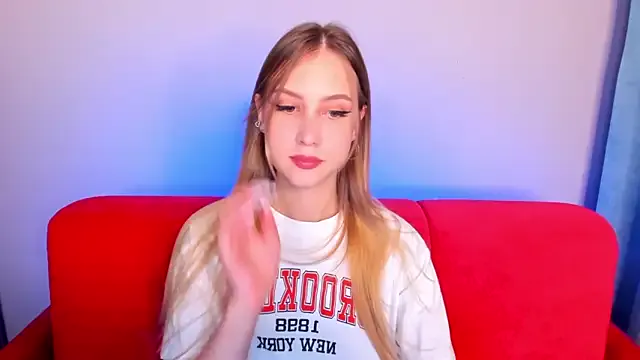 SelennaMoon – webcam model profile photo Image 9