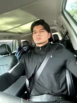 curlytwinkboy – webcam model profile photo Image 17