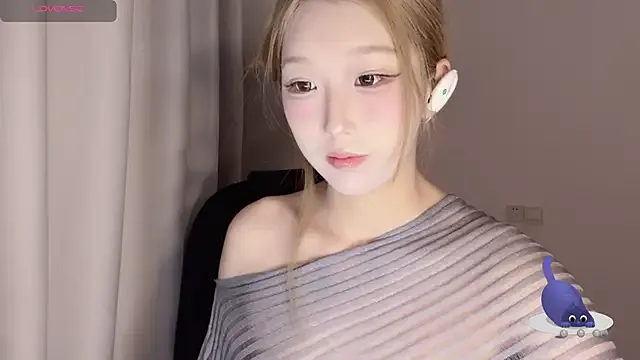 BrookeBratXO – webcam model profile photo Image 4