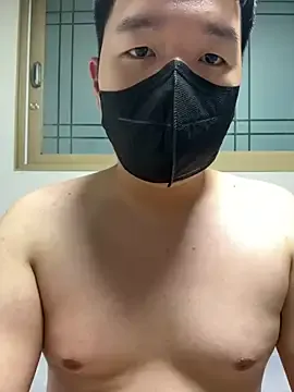 British_EmJess – webcam model profile photo Image 3