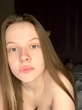 BlondeHott – webcam model profile photo Image 18