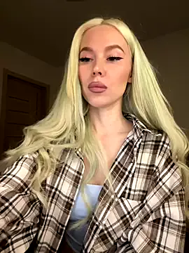 BlondeHott – webcam model profile photo Image 15