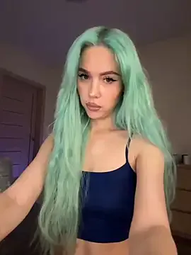 BlondeHott – webcam model profile photo Image 3