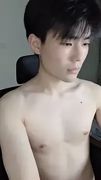 British_EmJess – webcam model profile photo Image 4